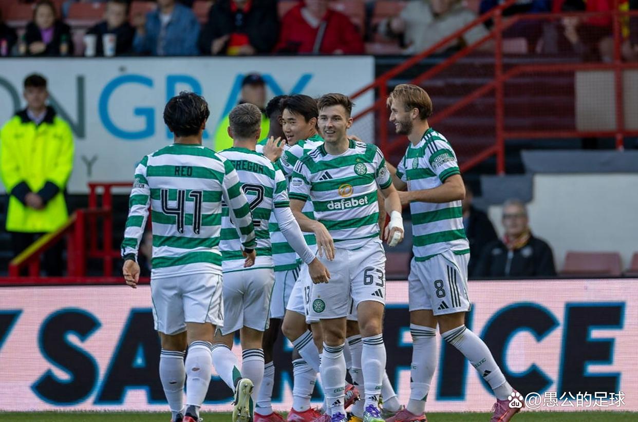 包含赛后波士顿凯尔特人刷新队史纪录：英超节点到来，更衣室稳定，团队化学反应显著的词条